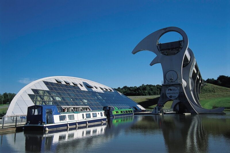 The Falkirk Wheel The Worlds Only Rotating Boat Lift